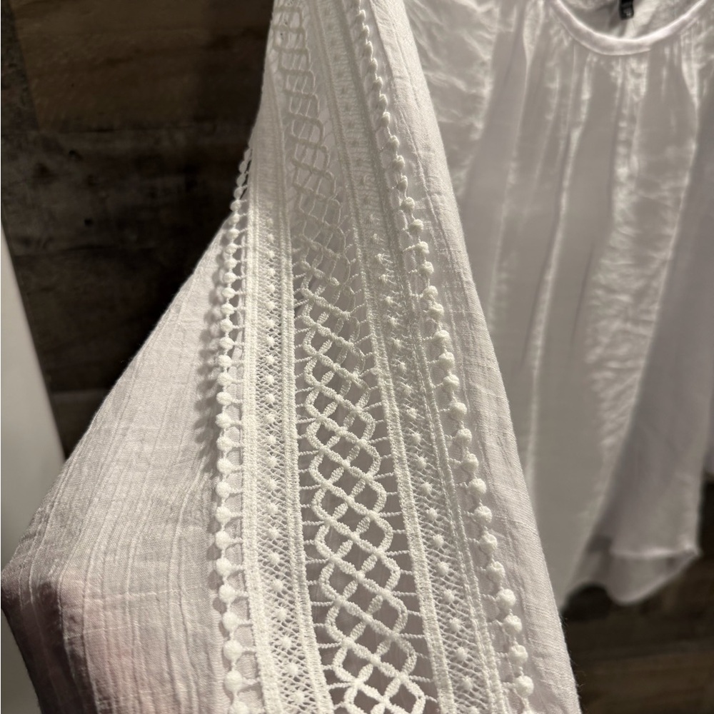 Unique Spectrum White Blouse with Crochet Details - Picture 2 of 4